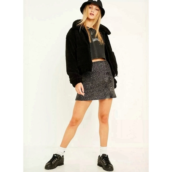 Max Mara | Weekend Wool Mini Skirt 10 - Picture 2 of 12